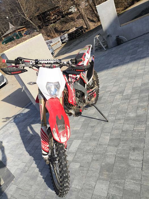 Honda CRF 250R 2011 rok ubezpieczona i zarejestrowana