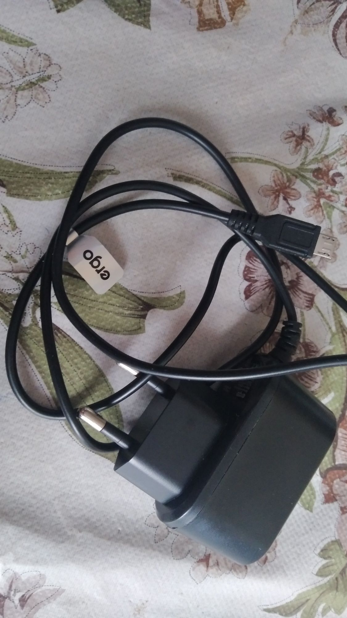 Телефон ergo B242
