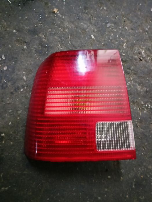 Lampa vw passat B5 sedan lewa