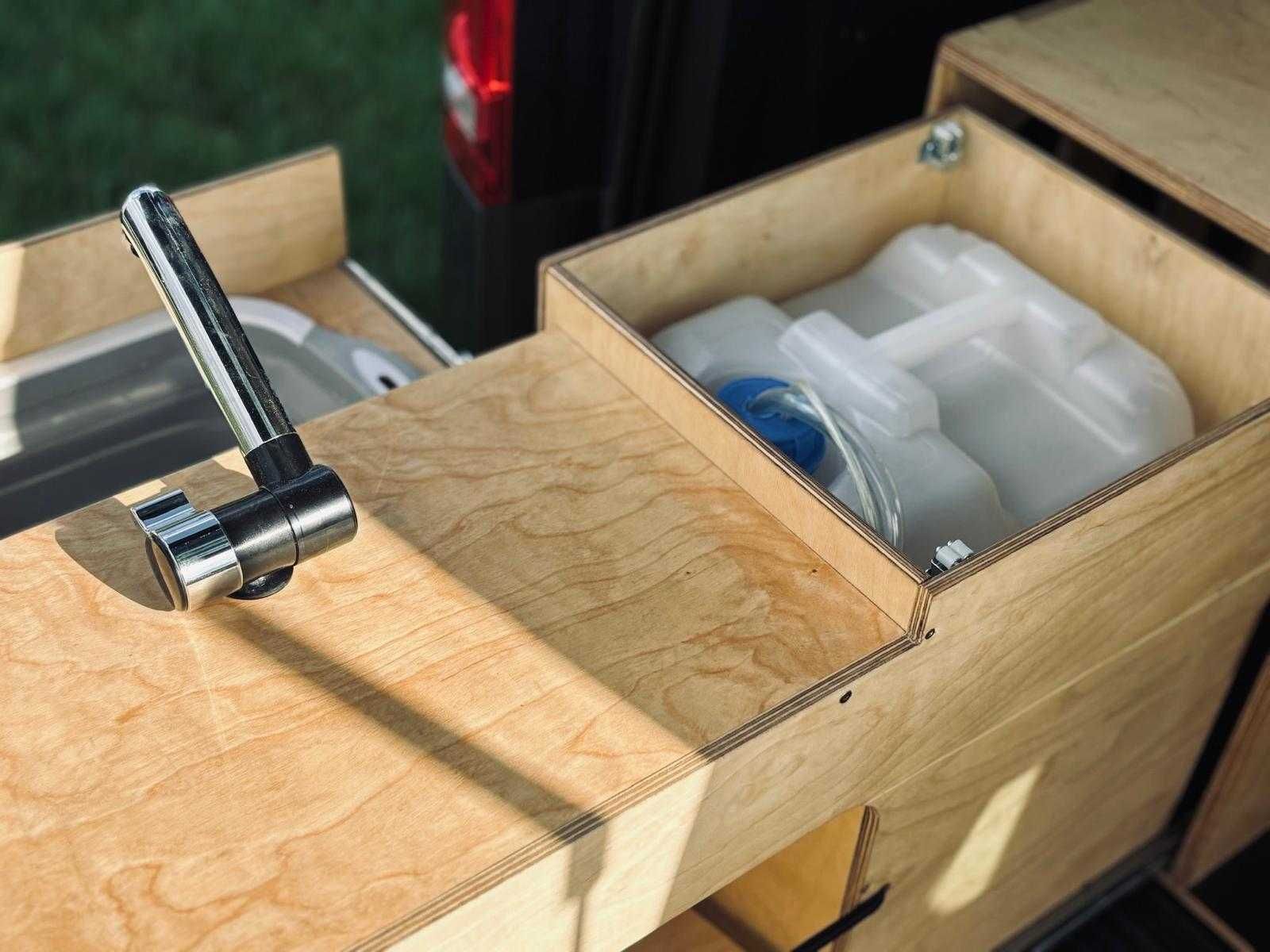 Camperbox zabudowa turystyczna kempingowa SCUDO TALENTO TRANSIT VITO
