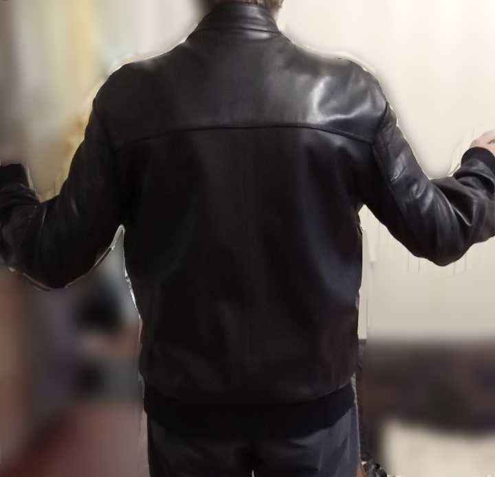 Кожанная мужская куртка р.54 на высокого стройного с длинными руками
