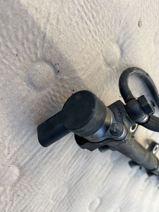 Клапан тиску топливна рейка vito sprinter 2.2 cdi 2.7 3.2 cdi