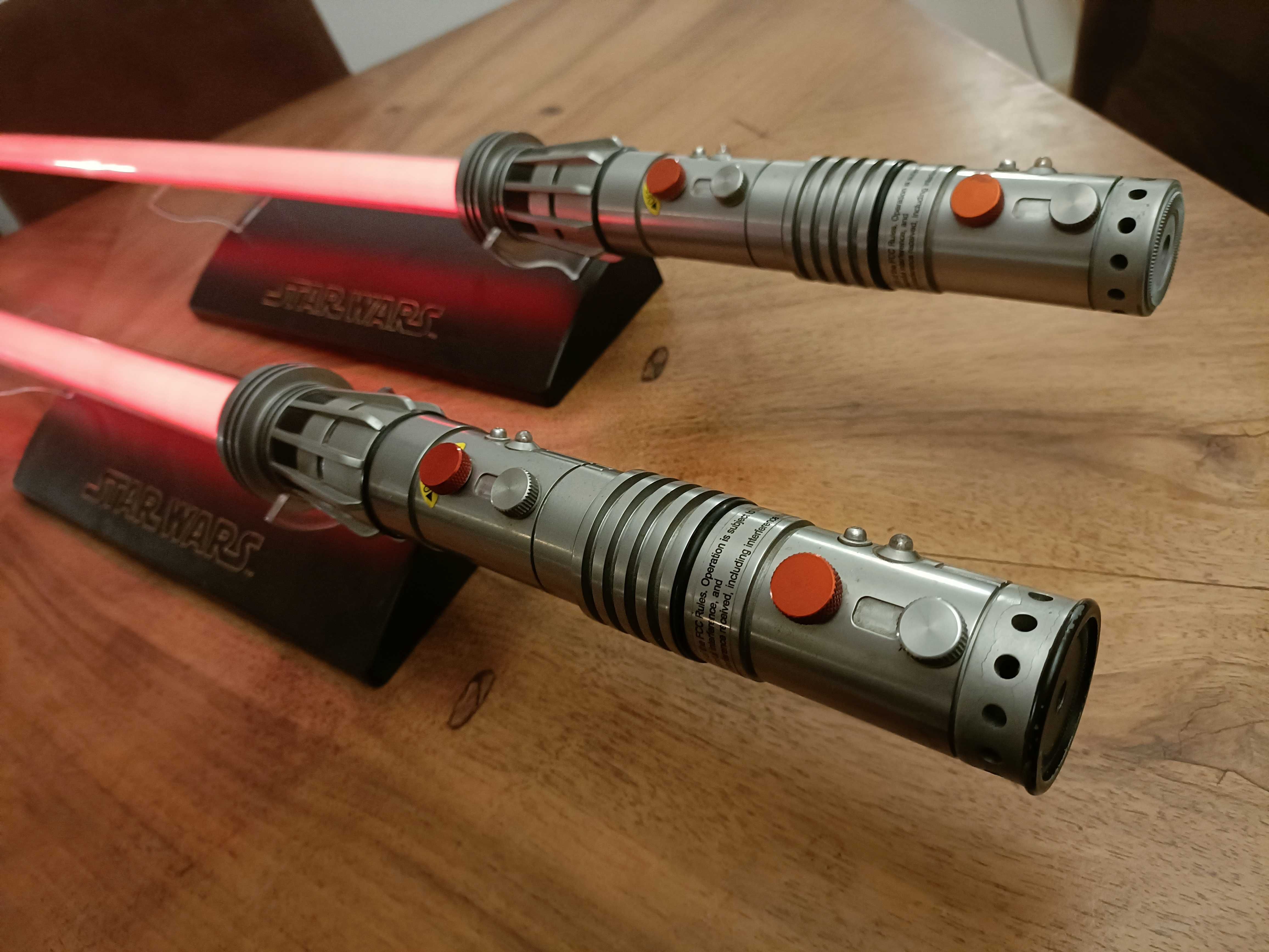 STAR WARS - Darth Maul - Lightsaber (Master Replicas 2006)