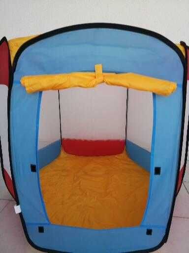 Tenda infantil dobrável (bolas incluídas)