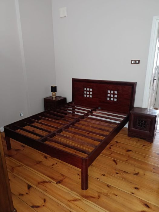 Łóżko i dwie szafki nocne,meble kolo + gratis używany materacnialne
