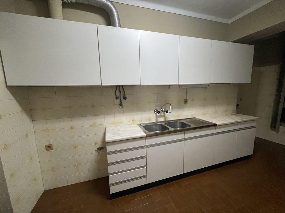 Cozinha branca completa