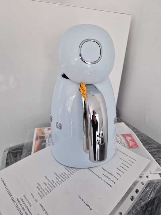 Czajnik SMEG z reg. temperatury