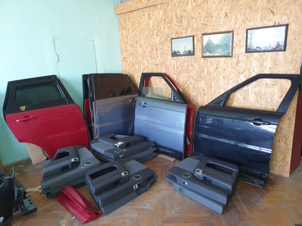 Двері Range Rover Sport L494 дверка дверь карта молдинг