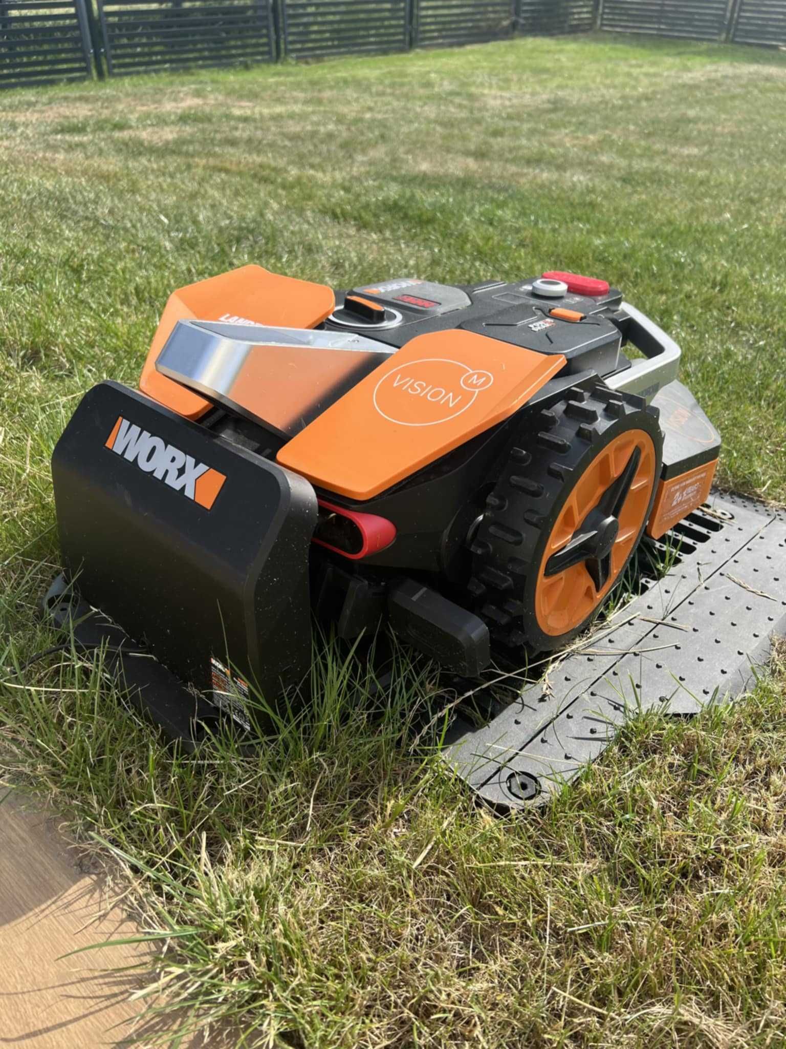 Robot koszący Worx Landroid Vision M WR206E jak nowy, UŻYTY 1 RAZ!
