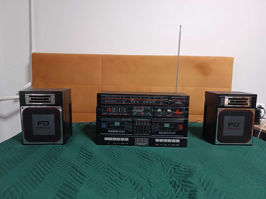 Radiomagnetofon Condor DS-2988
