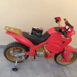 Brinquedo / Mota de criança