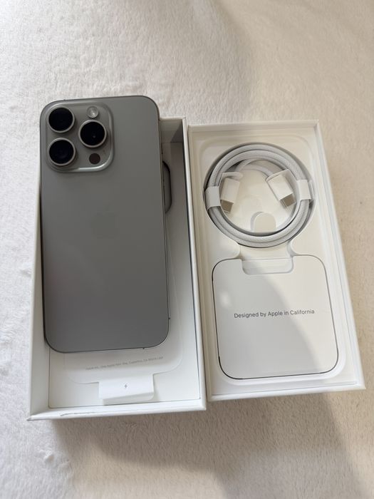 Iphone 15 Pro 128GB - Titanium Natural