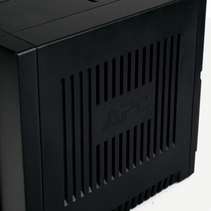 UPS APC 500VA BX500CI bez akumulatora