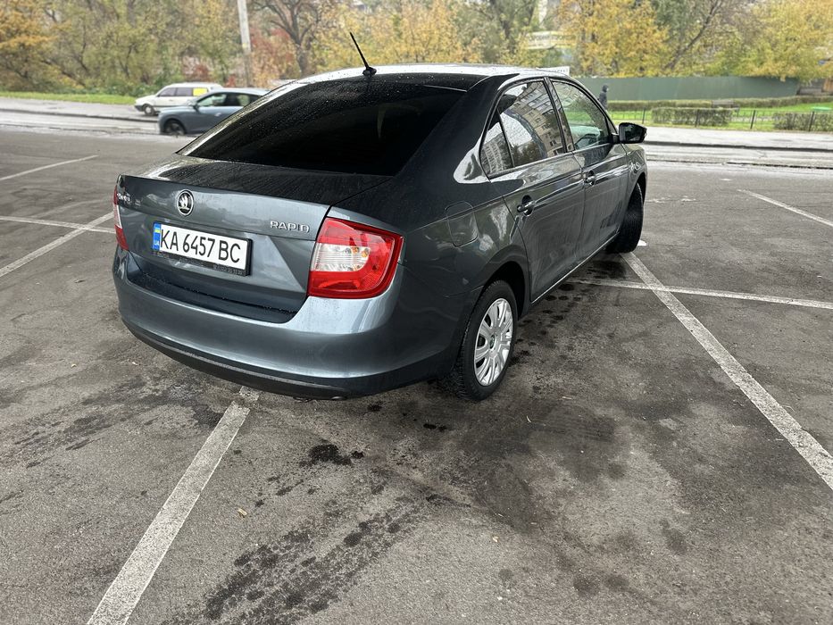 Продам шкода рапид 1.6 mpi