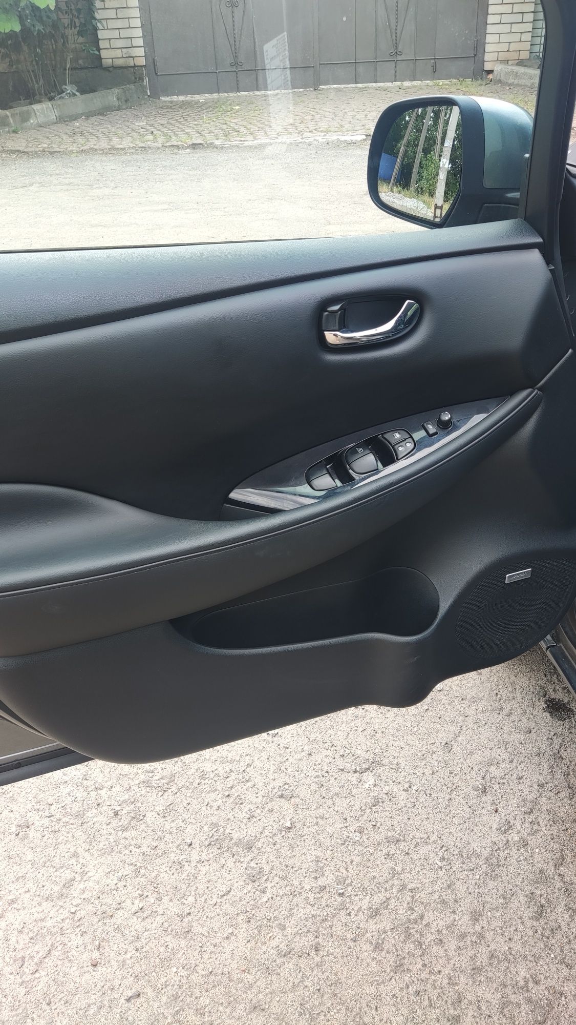 Продам Nissan leaf Tekna