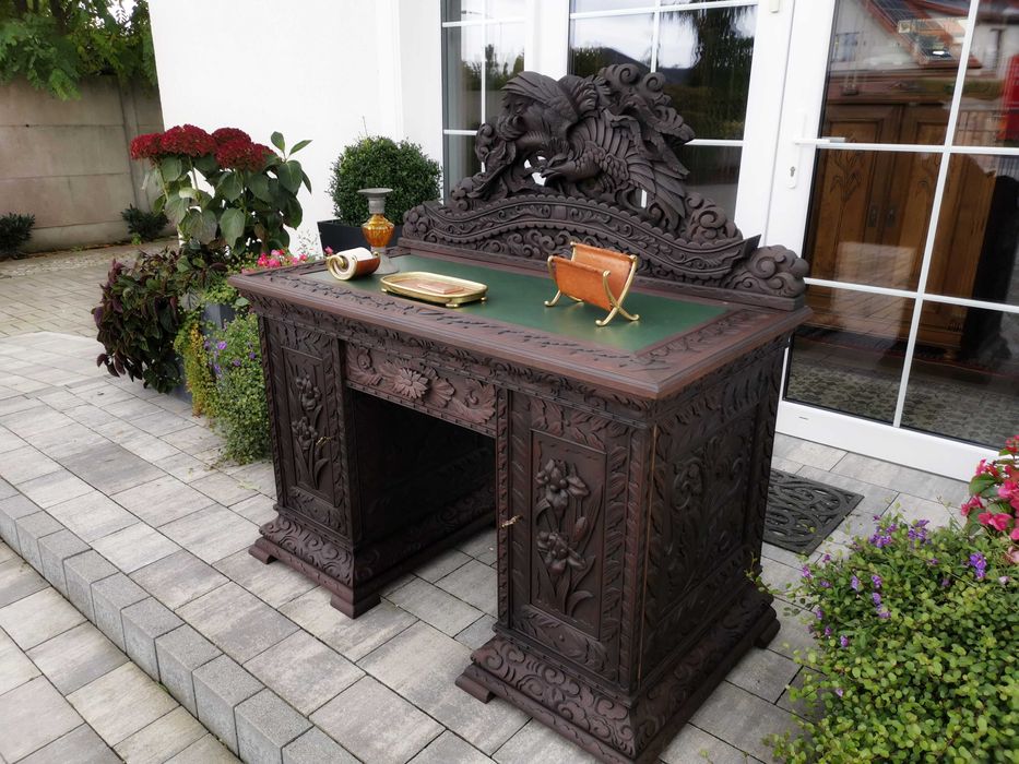 Neorenesansowe biurko  antyk 830/2025