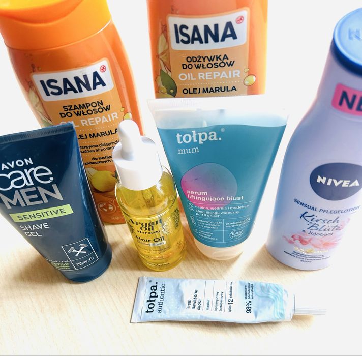 Zestaw kosmetyków do ciala i wlosow