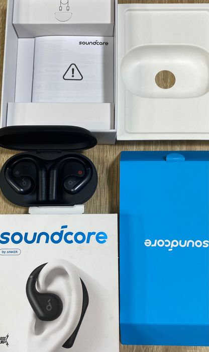 Anker SoundCore AeroFit. Для спорту. Або студійне обладнання.