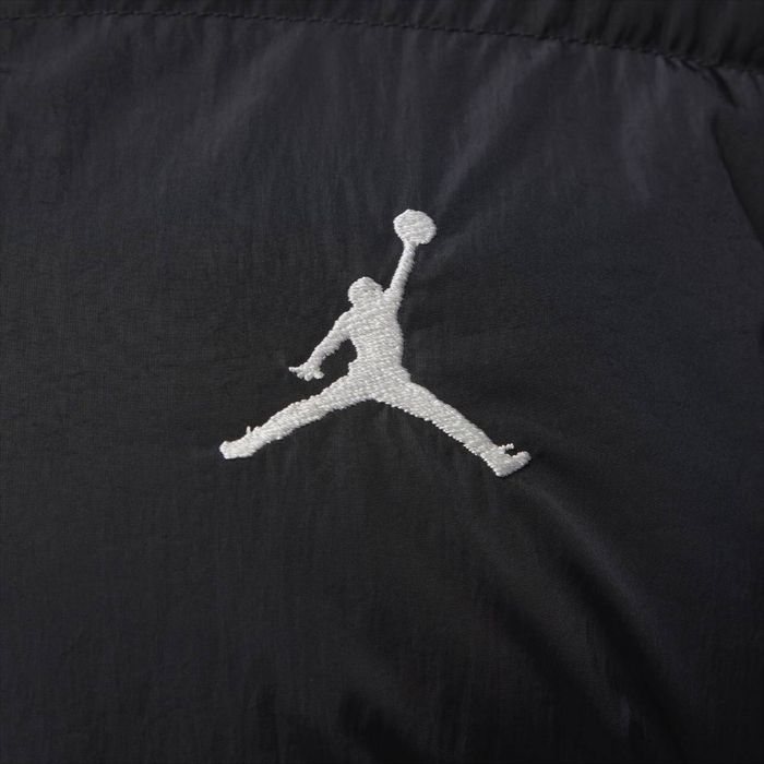 Оригінал! Р: XL. Зимовий пуховик Jordan Essentials Puffer. Nike Air