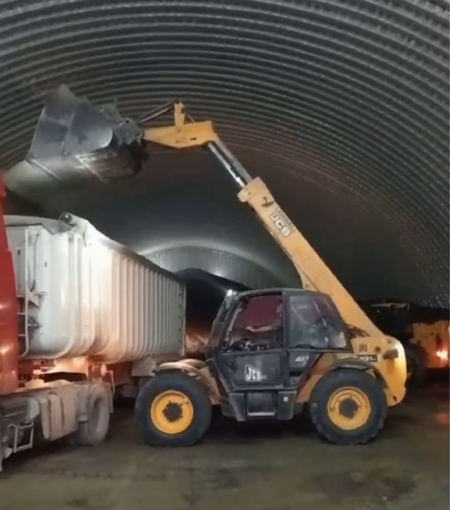 Аренда услиги телескопического погрузчика JCB531-70; JCB535-125 Маниту
