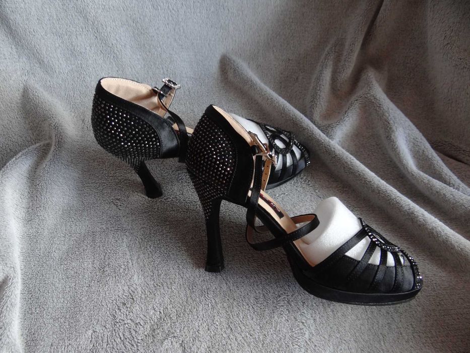 Buty do tańca / Firmy Dancin / Nowe