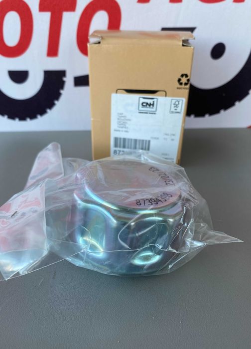 Korek zbiornika oleju hydraulicznego NewHolland 8739.4398 ORYGINAŁ CNH