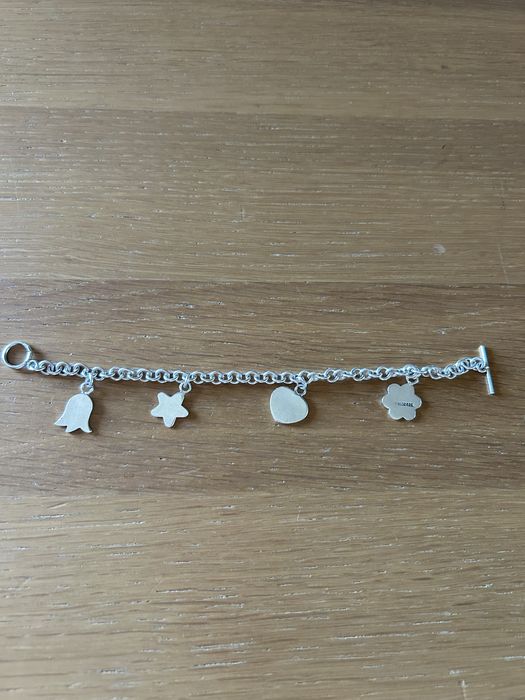 Pulseira prata lei com pingentes