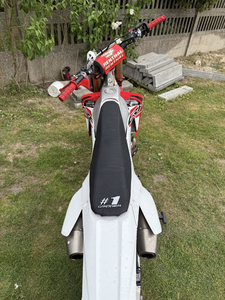 Honda CRF 250 AKRAP