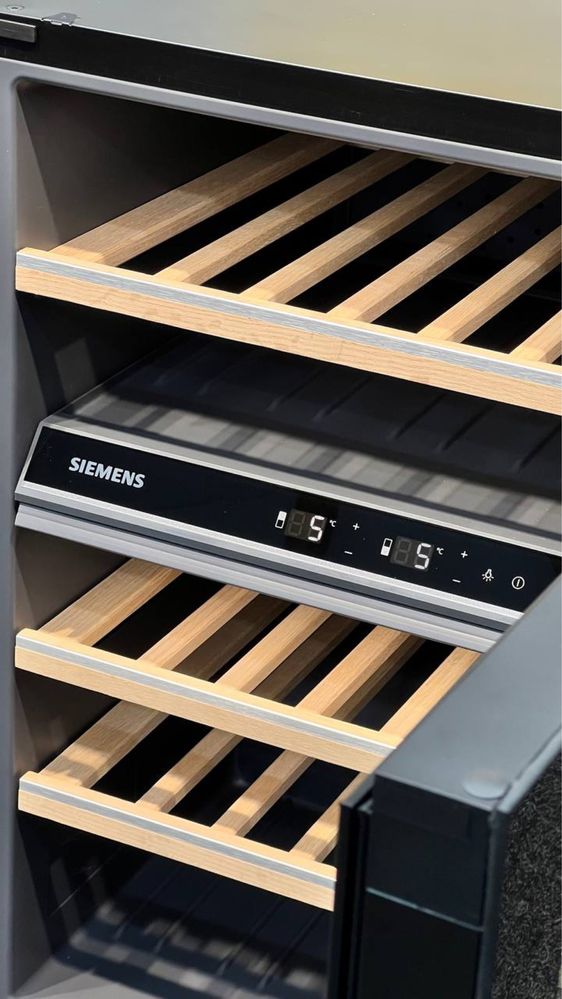 Винний холодильник Siemens KU21WAHG0 / 82см під СТІЛЬНИЦЮ, винна шафа