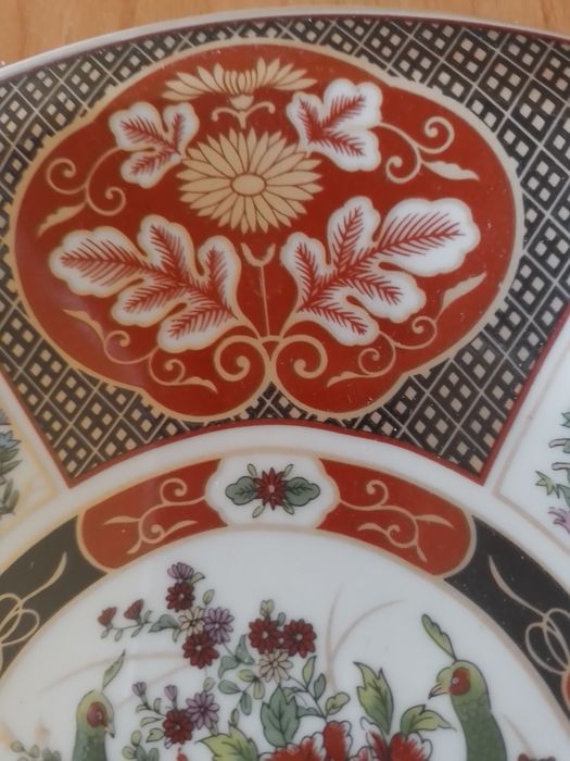 Prato em porcelana japonesa