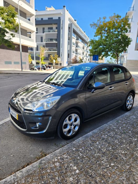 C3 ano 2012 só 96.000 km um dono motor 1.2 84 cv Aceito retoma