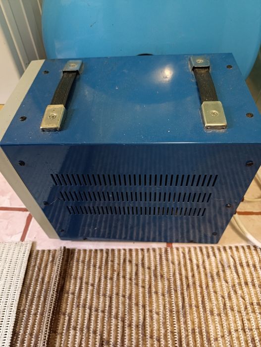 Стабілізатор напруги Prowest AVR-5000S на 5000 Вт