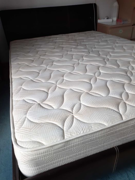 Colchão casal de alta qualidade (MOLAFLEX)