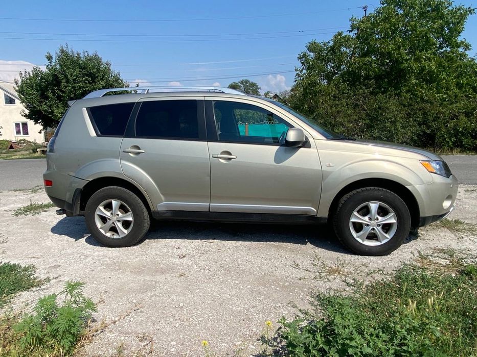 Mitsubishi Outlander XL  для ЗСУ