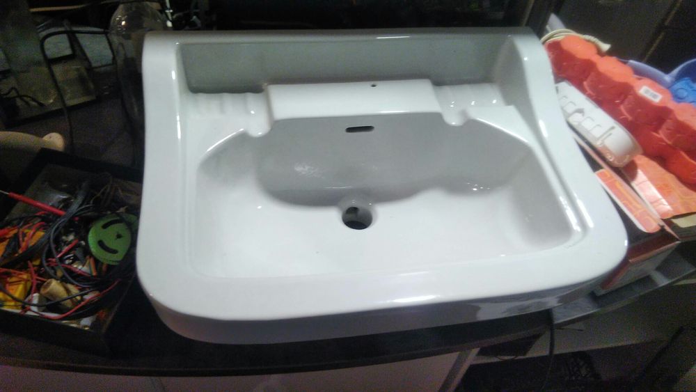 Nowa umywalka z filmu ,,Kingsajz" Vintage art loft retro