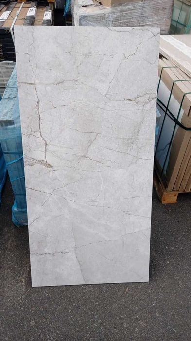 Плитка керамограніт на підлогу та стіни Дешево 390 грн.