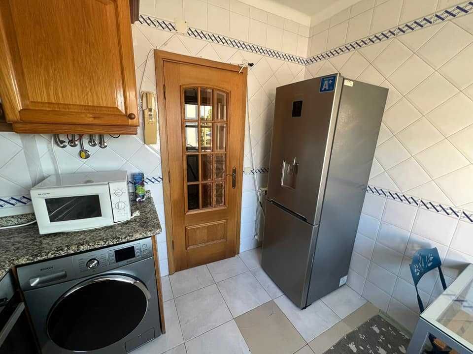 Alugo T1 Mobilado Celas