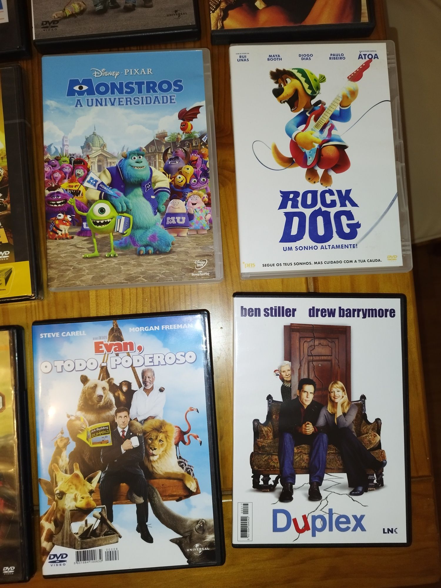 Lote de 15 DVDs como novos
