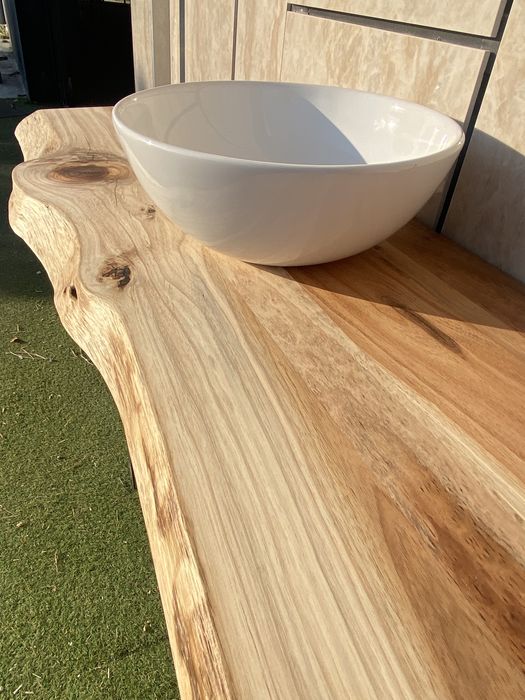 Tampos para lavatórios rústicos em madeira maciça