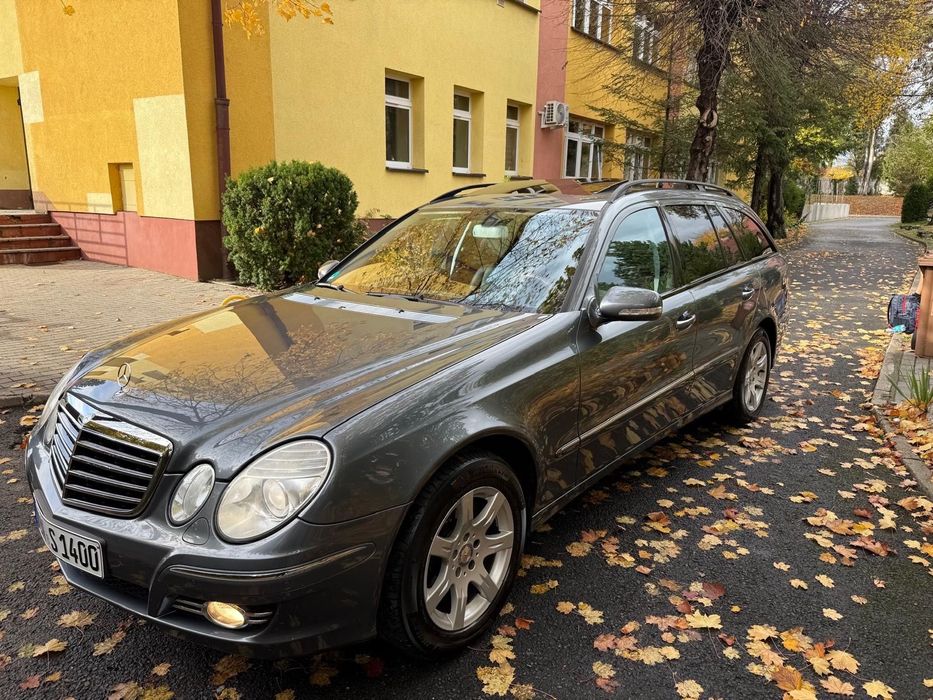 Mercedes-Benz Klasa E 280 CDi 4Matic 7G Avangarde Sport Pakiet Navi DvD Szyberdach Bi Xenon