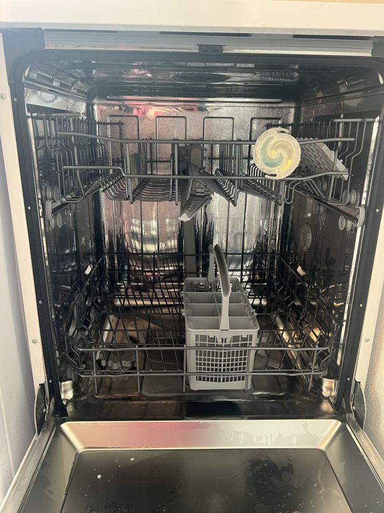 Máquina de lavar a louça