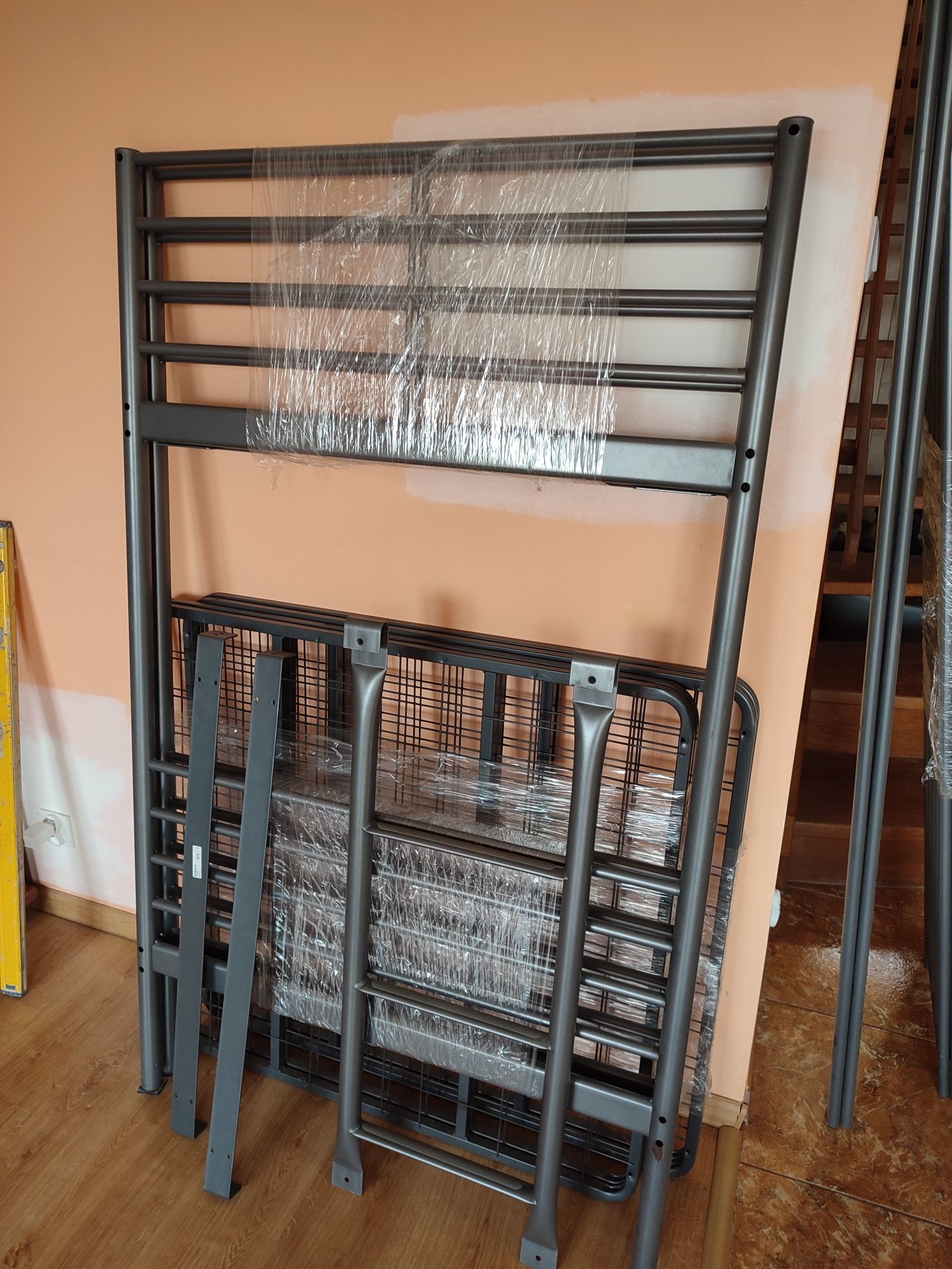 Ikea Svarta łóżko metalowe piętrowe 90/200