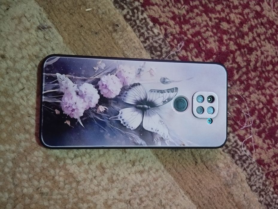 Продам обміняю редмі нот 9