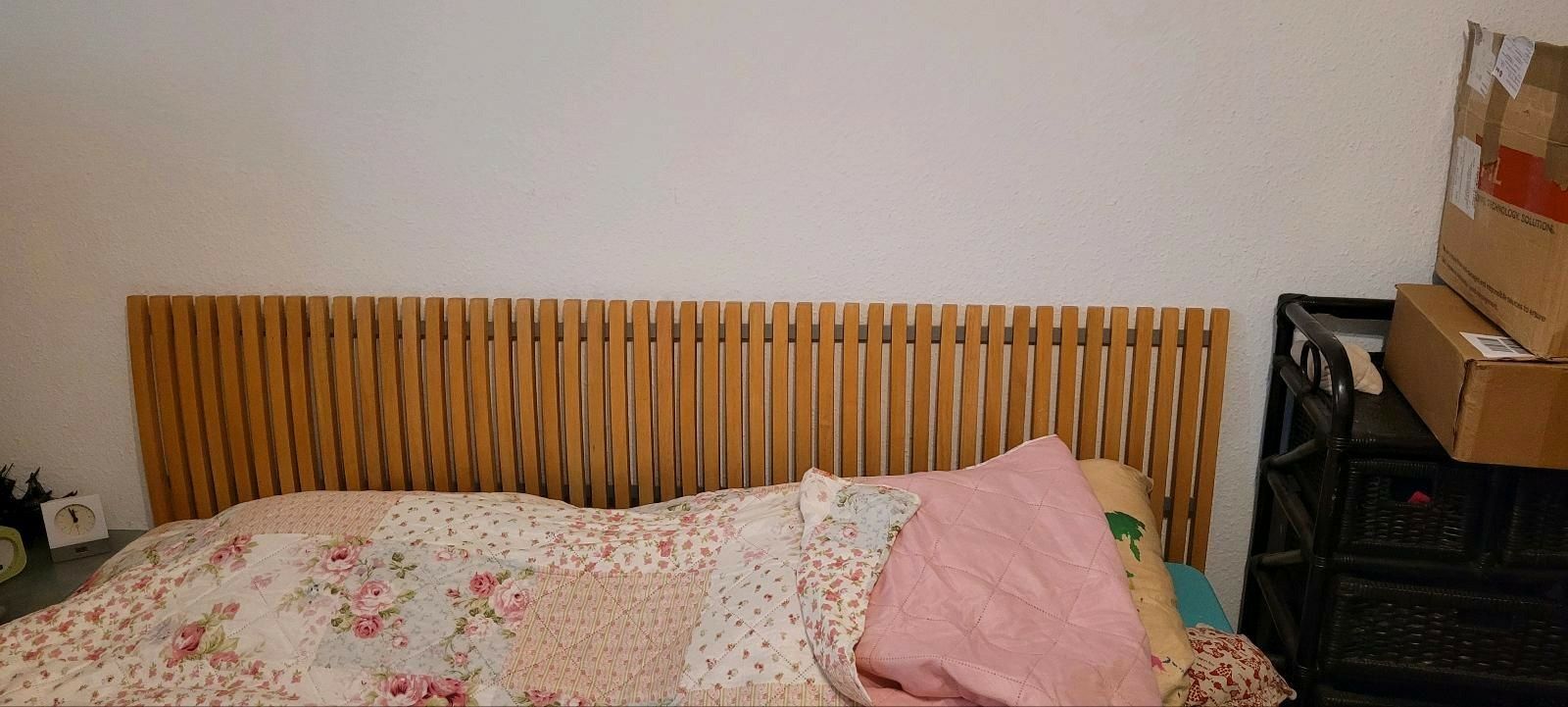 Łóżko podwójne drewniane