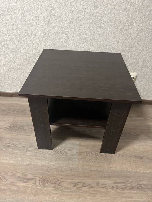 Продам комод и журнальный столик