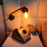 Telefon w retro stylu
