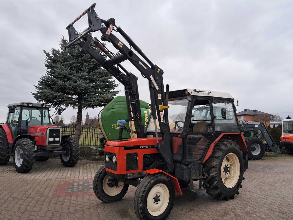 Ciągnik Zetor 7711 z turem 3 sekcyjnym w oryginale zarejestrowany 7211