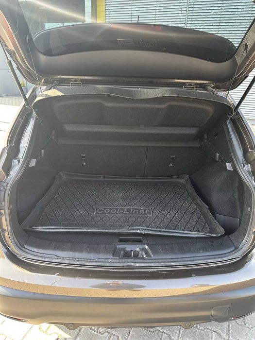 NISSAN QASHQAI 1.5 / niski przebieg