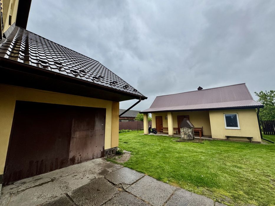 Продаж будинку Лісневицька