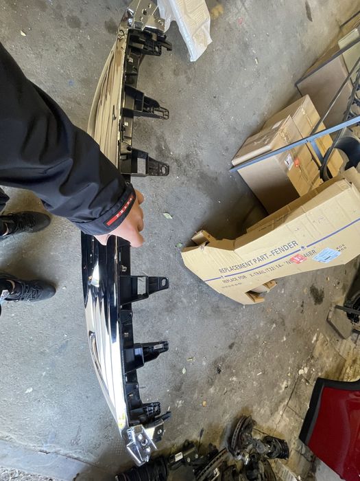 Решетка радиатора гриль Ford Edge 2019 2020 2021